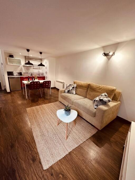Centrico Y Acogedor Estudio, Llivia, Cerdanya. ภายนอก รูปภาพ